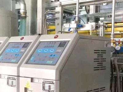 تاثیر دمای قالب در فرآیند تولید چگونه است؟ - پلاستوایران